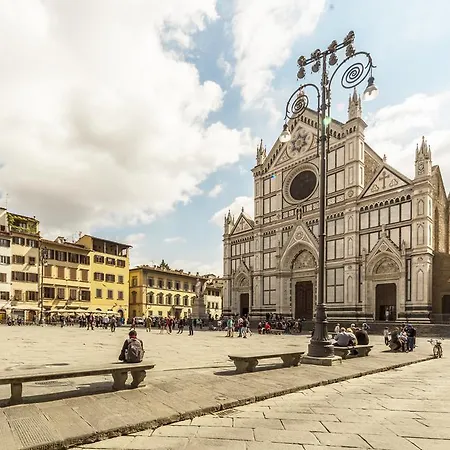 Santa Croce 19 דירה